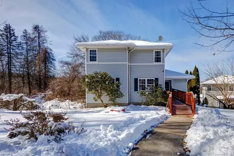 109 Grilleytown Rd #109, Waterbury, CT 06704