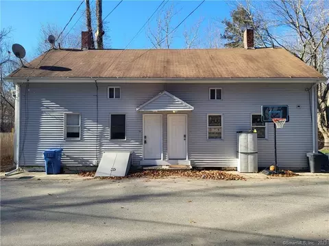 9 Bay St, Sprague, CT 06330