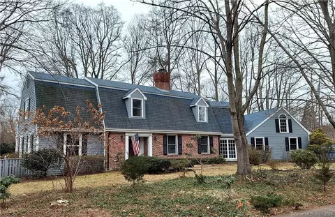 2 Trails End, Old Saybrook, CT 06475