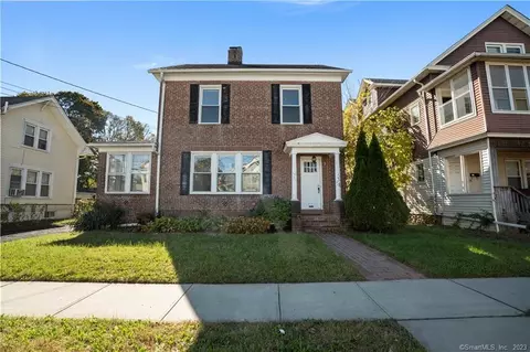 56 Concord St, Hamden, CT 06514