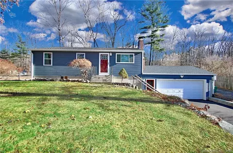 10 Pine Ridge Dr, Andover, CT 06232