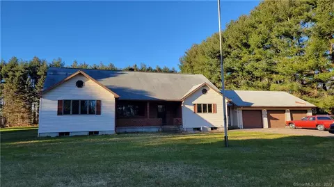 32 Goshen Hill Rd, Lebanon, CT 06249
