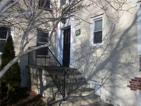 106 Woodside Grn #1D, Stamford, CT 06905