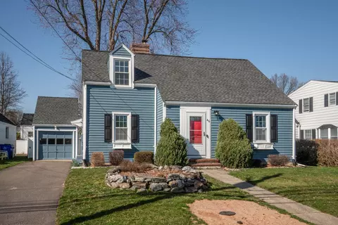 46 Crosshill Rd, West Hartford, CT 06107