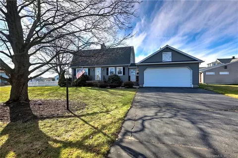 175 Eaton St, Watertown, CT 06779