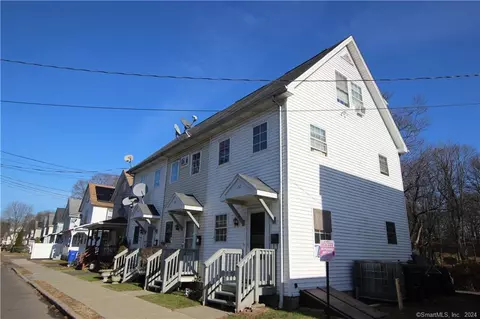45 Rowan St #C, Danbury, CT 06811