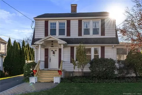 27 Somerset St, Wethersfield, CT 06109