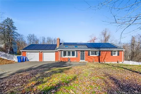173 Meeting House Hill Rd, Durham, CT 06422
