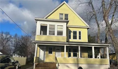 8 Prospect St, East Hartford, CT 06108