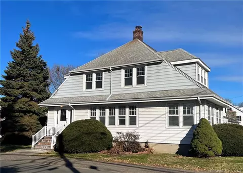1 Stanley St, Norwalk, CT 06855