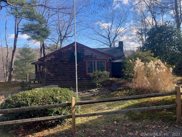160 Lake Dr, Bethlehem, CT 06751
