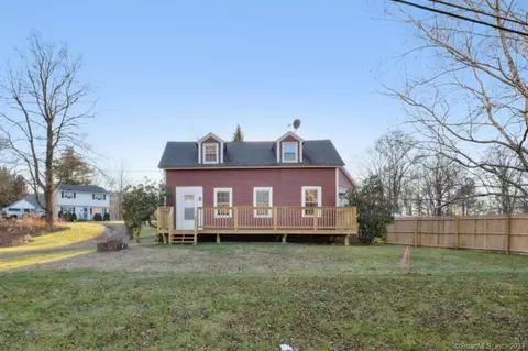 2 Maple Ave, Plymouth, CT 06782
