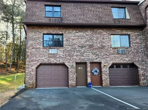 143 Pine Hill Rd #11F, Thomaston, CT 06787