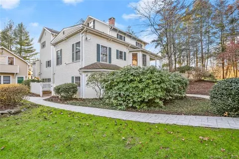 12 Cross Hwy #A, Westport, CT 06880