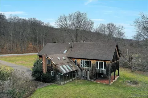 2903 Durham Rd, Guilford, CT 06437
