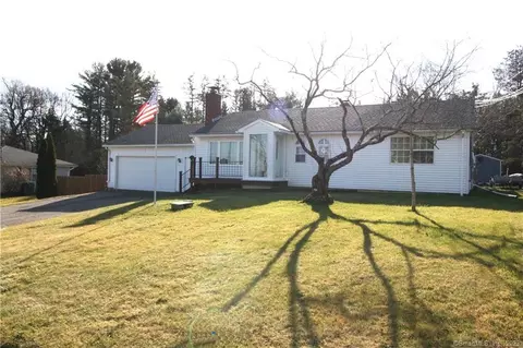 65 Greenfield Dr, Torrington, CT 06790