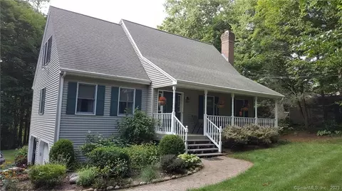 654 Wadsworth St, Middletown, CT 06457