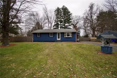 7 Carney Rd, Enfield, CT 06082