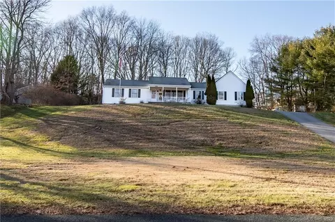 83 Church Hill Rd, Haddam, CT 06438