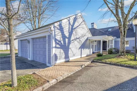 215 Lansdowne #215, Westport, CT 06880