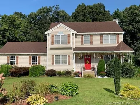 62 Wapping Rd, East Windsor, CT 06016