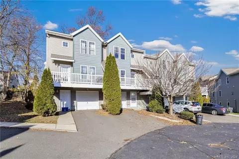 9 Miranda Ln #9, Stratford, CT 06615