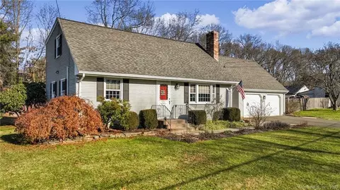 54 Saginaw St, South Windsor, CT 06074