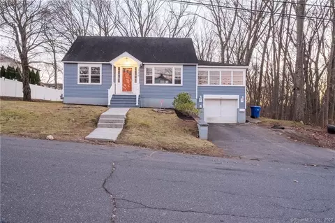 426 Homestead Ave, Waterbury, CT 06705