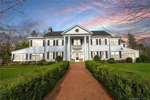 86 Greenleaf Ave, Darien, CT 06820