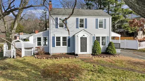 19 Brook Street St, Hamden, CT 06514