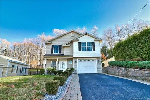 24 Albion St, Naugatuck, CT 06770