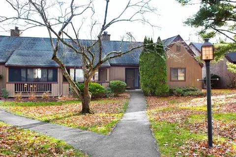 111 Midwood Trl #A, Stratford, CT 06614