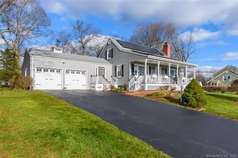 70 Fox Hill Rd, Stratford, CT 06614