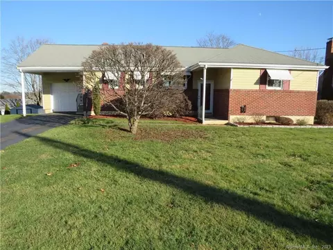 126 Southwell Rd, Wethersfield, CT 06109