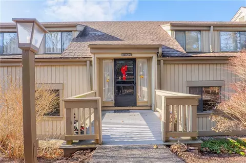 217 Heritage Vlg #C, Southbury, CT 06488