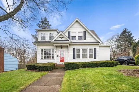 24 Hillcrest Ter, Meriden, CT 06450