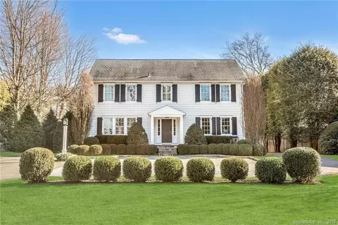 271 Lake Ave, Greenwich, CT 06830