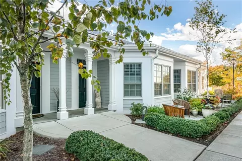 66 High St #13, Guilford, CT 06437