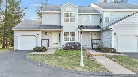 101 Cambric Pl #101, Rocky Hill, CT 06067