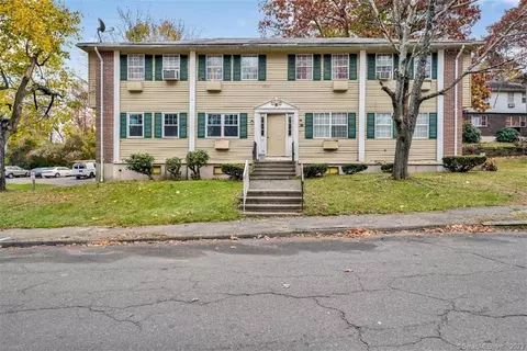 107 Angel Dr #A, Waterbury, CT 06708
