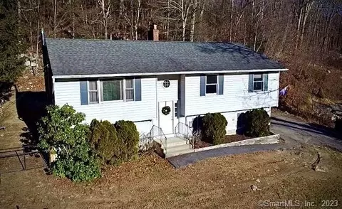 2202 Norfolk Rd, Torrington, CT 06790