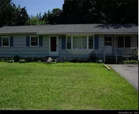 18 Johnny Cake Rd, East Lyme, CT 06357