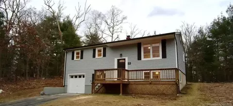 102 Tracy Rd, Canterbury, CT 06331