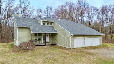 114 Shelton Rd, Oxford, CT 06478