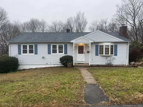 43 Restwood Dr, Waterbury, CT 06705