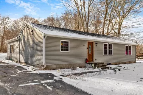 520 Boston Post Rd, Waterford, CT 06385