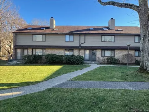 2289 Bedford St #H11, Stamford, CT 06905