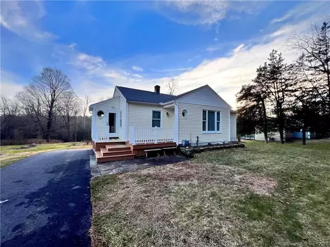 255 Gillette Rd, New Hartford, CT 06057