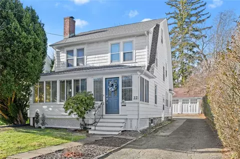 22 Powell Pl, Stamford, CT 06902