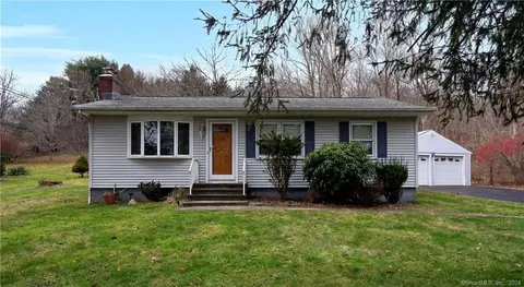 167 Upper State St, North Haven, CT 06473